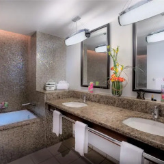 Seminole Hard Rock Hotel and Casino 4* Улучшенный люкс с различными типами кроватей
