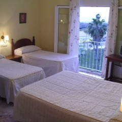 Отель Hostal Sonrisa del Mar Стандартный семейный номер с двуспальной кроватью фото 6