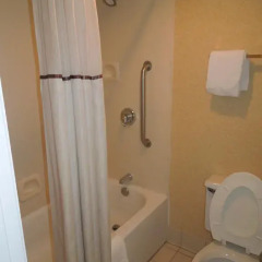 Отель Hawthorn Suites By Wyndham Airport Columbus East 3* Люкс фото 2