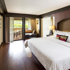 Отель Beyond Resort Kata 4* Улучшенный номер с двуспальной кроватью фото 4