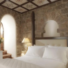 Golden Tower Hotel & Spa 5* Классический номер с двуспальной кроватью