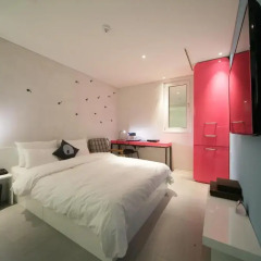 Hotel The Designers Samseong 3* Номер Делюкс с двуспальной кроватью фото 2