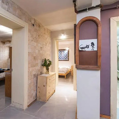 Отель Kaboom Showroom & Guesthouse сауна