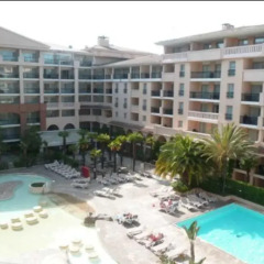 Отель Cannes Beach 514 бассейн