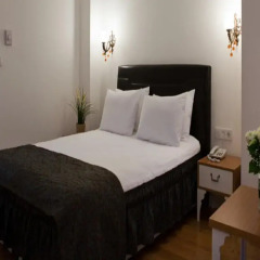 Jakaranda Hotel 3* Стандартный номер с различными типами кроватей фото 3