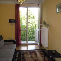 Отель Apartament przyjazny Iwicka Апартаменты фото 3