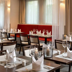 Отель ACHAT Premium Dresden