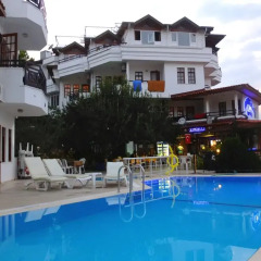 Naturella Hotel & Apart бассейн фото 3