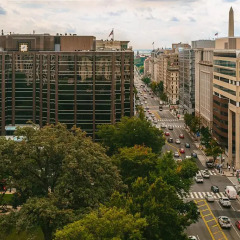 Отель Hamilton Hotel Washington DC США, Вашингтон - отзывы, цены и фото номеров - забронировать отель Hamilton Hotel Washington DC онлайн балкон