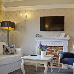 Отель SleepWalker Boutique Suites 3* Номер Делюкс с двуспальной кроватью фото 12