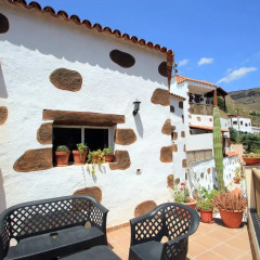 Отель Holiday Cottage Santa Lucía фото 9