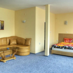 Отель Neon Guest Rooms 3* Студия Делюкс