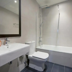 Отель Hostal Bcn Ramblas Стандартный номер с 2 отдельными кроватями фото 8