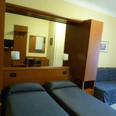 Hotel Aurora Стандартный номер с 2 отдельными кроватями фото 5