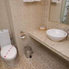 Babylon Hotel 4* Стандартный номер разные типы кроватей фото 8