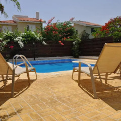 Отель Poros 2 Villa бассейн фото 2