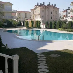 Отель King Cleodora Residence бассейн