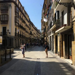Отель SanSebastianForYou / San Telmo Apto спортивное сооружение