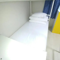 Hause Itaewon - Hostel Кровать в мужском общем номере с двухъярусной кроватью фото 2