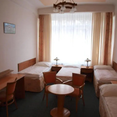 Hotel Jana / Pension Domov Mladeze Стандартный номер с различными типами кроватей фото 2