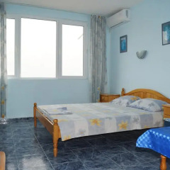 Отель Guest House Gyupchanovi Болгария, Свети Влас - отзывы, цены и фото номеров - забронировать отель Guest House Gyupchanovi онлайн комната для гостей фото 3