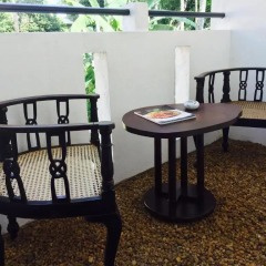 Отель Holiday Nest Bed and Breakfast балкон