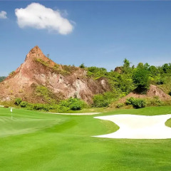 Отель Tinidee Golf Resort at Phuket Пхукет спортивное сооружение