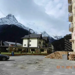 Апартаменты Apartments on Karachaevskaya 60 парковка