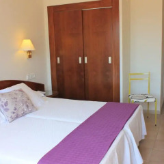 Hotel Avenida 2* Стандартный номер разные типы кроватей фото 13