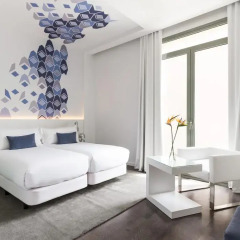 Отель Room Mate Carla 4* Стандартный номер с двуспальной кроватью фото 4