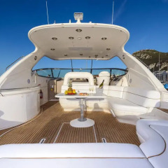 Luxury Yacht Hotel бассейн