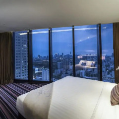 Отель The Continent Bangkok by Compass Hospitality 4* Номер категории Премиум с различными типами кроватей фото 43