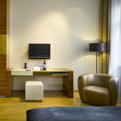 Отель The ICON Hotel & Lounge Чехия, Прага - 1 отзыв об отеле, цены и фото номеров - забронировать отель The ICON Hotel & Lounge онлайн удобства в номере