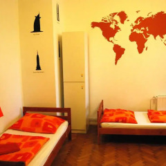 Boomerang Hostel and Apartments Стандартный номер с различными типами кроватей (общая ванная комната) фото 11