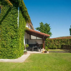 Отель Lolain House фото 4