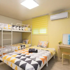 Отель Stay Now Guest House Hongdae Стандартный номер с различными типами кроватей фото 7