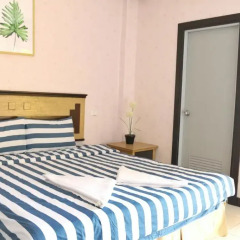Отель B & L Guesthouse 3* Улучшенный номер с разными типами кроватей фото 8