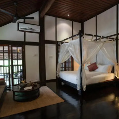 Отель 3 Nagas Luang Prabang MGallery by Sofitel 3* Номер Делюкс с различными типами кроватей фото 4