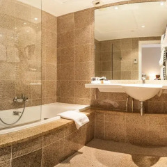 Saint James Albany Paris Hotel-Spa 4* Улучшенный номер с различными типами кроватей фото 7