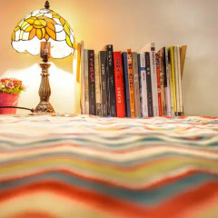 Slow City Youth Hostel сейф в номере