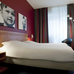 Отель Inntel Centre 4* Полулюкс
