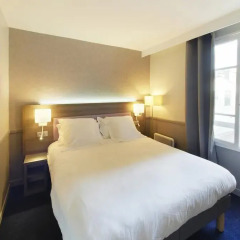 Отель Hôtel Poussin 3* Стандартный номер с двуспальной кроватью фото 5