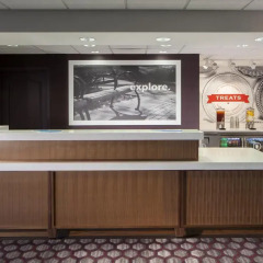 Отель Hampton Inn & Suites Columbus-Easton Area интерьер отеля фото 2