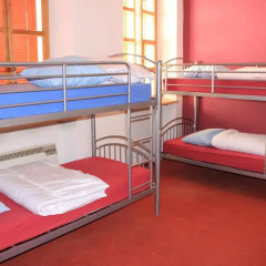 Отель Hostelgate Кровать в общем номере с двухъярусной кроватью фото 2
