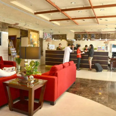 Legacy Hotel Apartments интерьер отеля фото 2