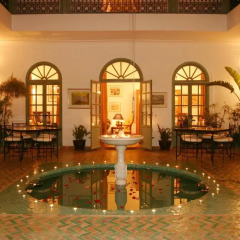 Отель Riad Agathe Марракеш гостиничный бар