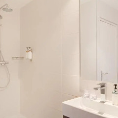 Max Brown Hotel Museum Square 3* Стандартный номер с двуспальной кроватью фото 2