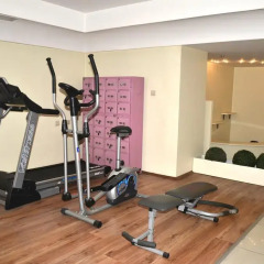 Hotel Tilmen фитнесс-зал