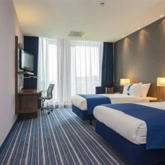 Отель Holiday Inn Express Utrecht - Papendorp 3* Стандартный номер с различными типами кроватей