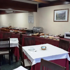 Hotel Husa Urogallo питание